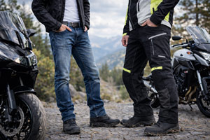 Motorcycle riding pants for touring, sport and urban use