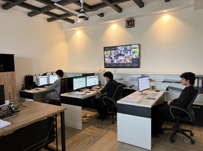 Sales and business development department at Glaze MFG in Sialkot Pakistan