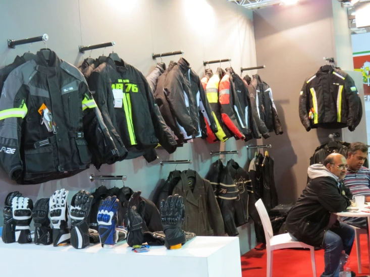 Glaze MFG motorcycle jackets and protective gloves showcased at EICMA 2022
